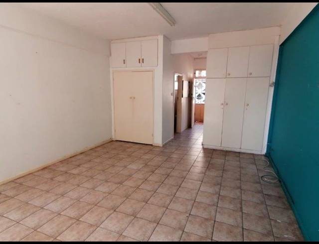 0.5 BEDROOM APARTMENT TO LET IN SOUTH BEACH